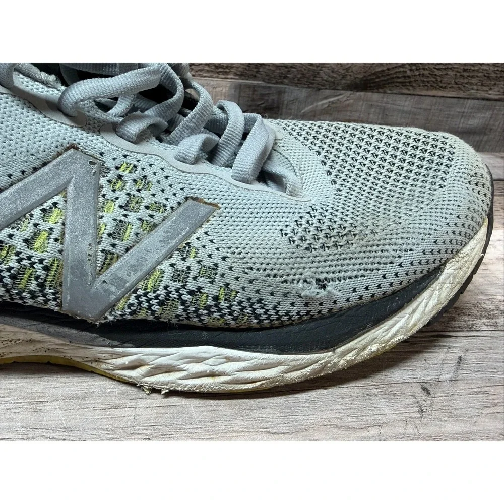 New Balance Fresh Foam M880v10 Silver 9.5 BEATER Pair